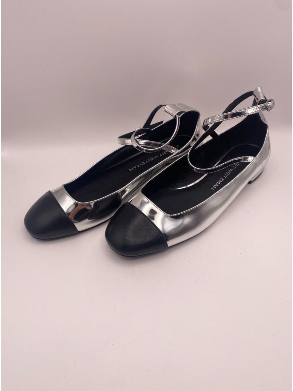 Stuart Weitzman Women's Eden Ankle Cap Toe Silver Strap Flats Sz 8.5 B